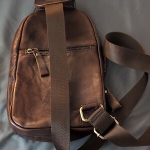 Men's Brown Leather Crossbody Sling Bag - Classic Everyday Carry